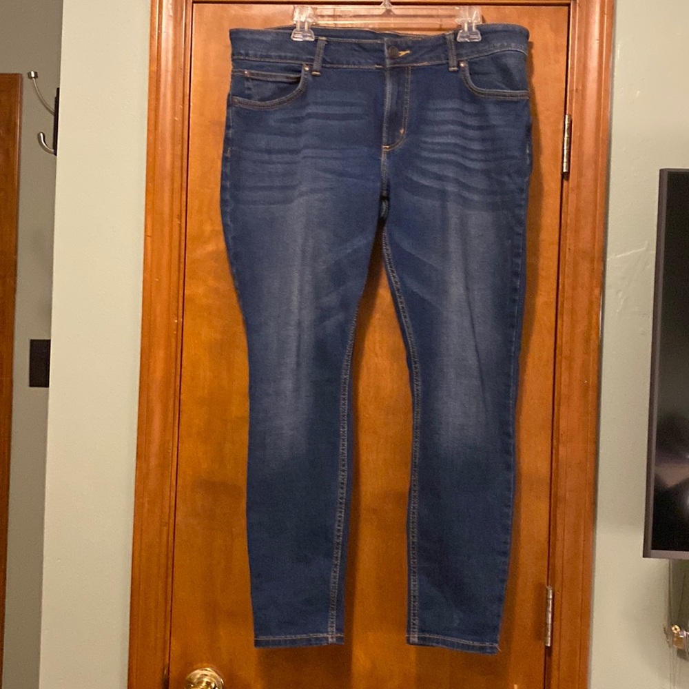 Women’s jeans